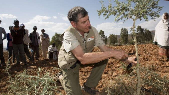 Од исмејување до признание: како „лудиот бел земјоделец" стана „шеф на земјоделците"