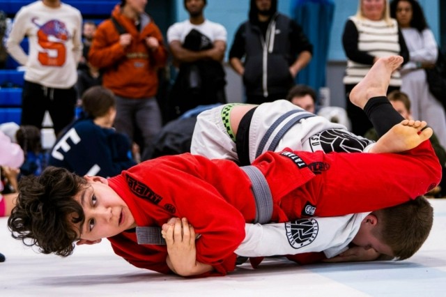 Павел Митев: Од Скопје до Англија, од малечок на медалјонското постолје