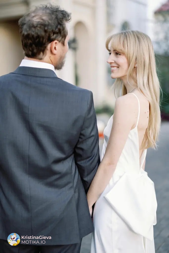 Тешка свадбена атмосфера поради „слаба насмевка“