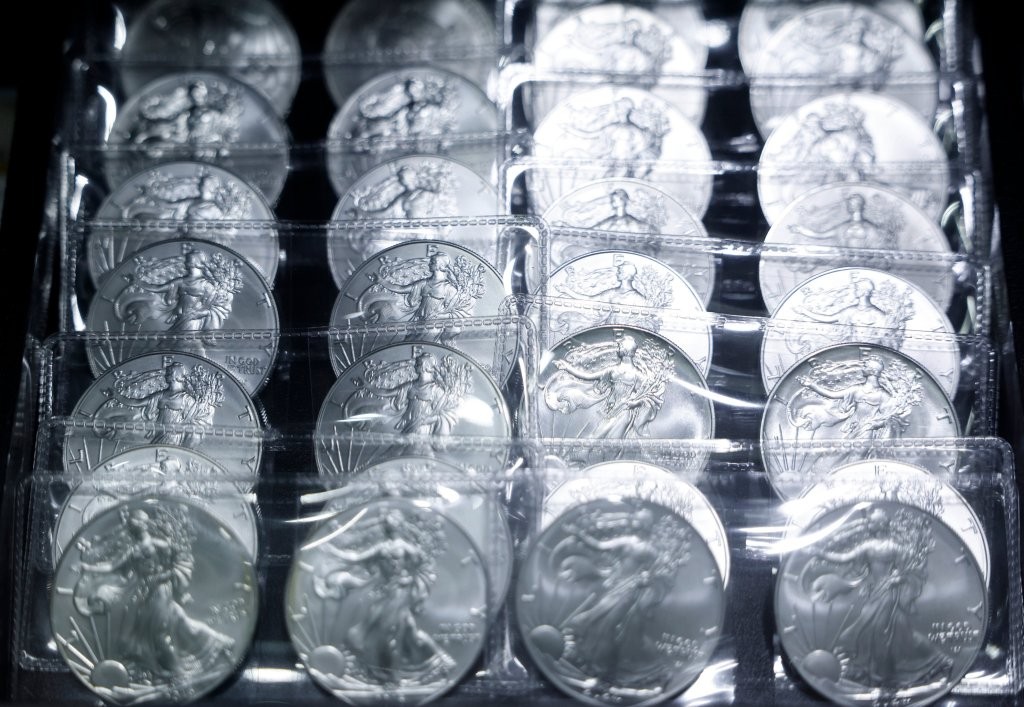 Блокадата на Ормускиот теснец и растот на нафтата го тресат пазарот и носат директна инфлација