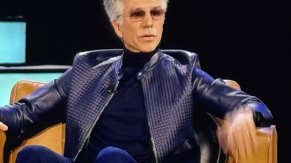 ServiceNow се пренасочува кон вештачката интелигенција додека акциите стагнираат на берзата