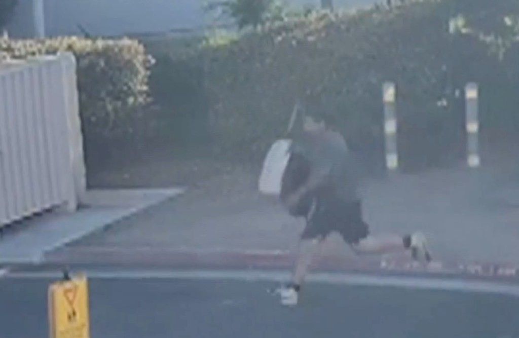 Голема гасна криза криминалец краде гориво од автобус за ученици со посебни потреби додека жителите на Калифорнија се борат со најскапите цени на бензин – безмилосност и очај под една нафта