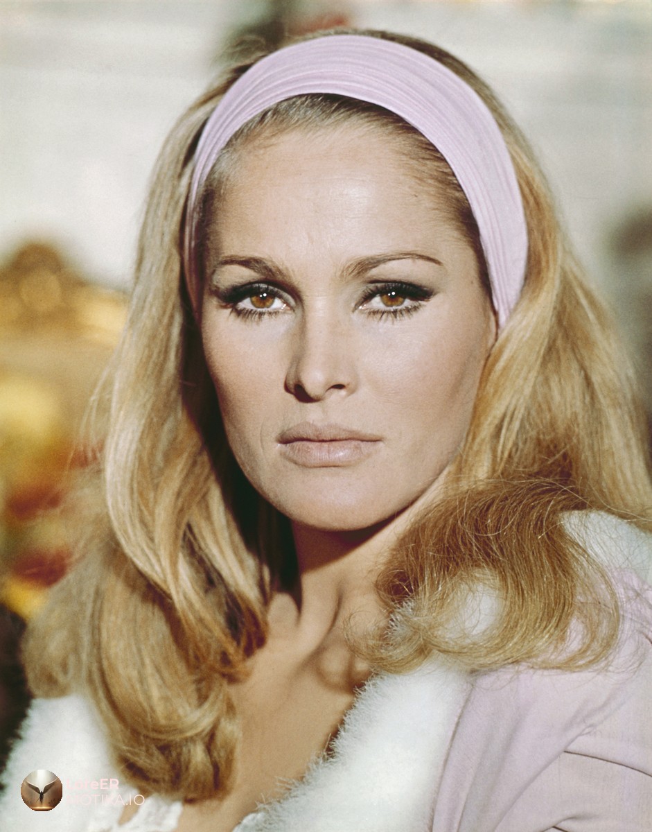 Ursula Andress
