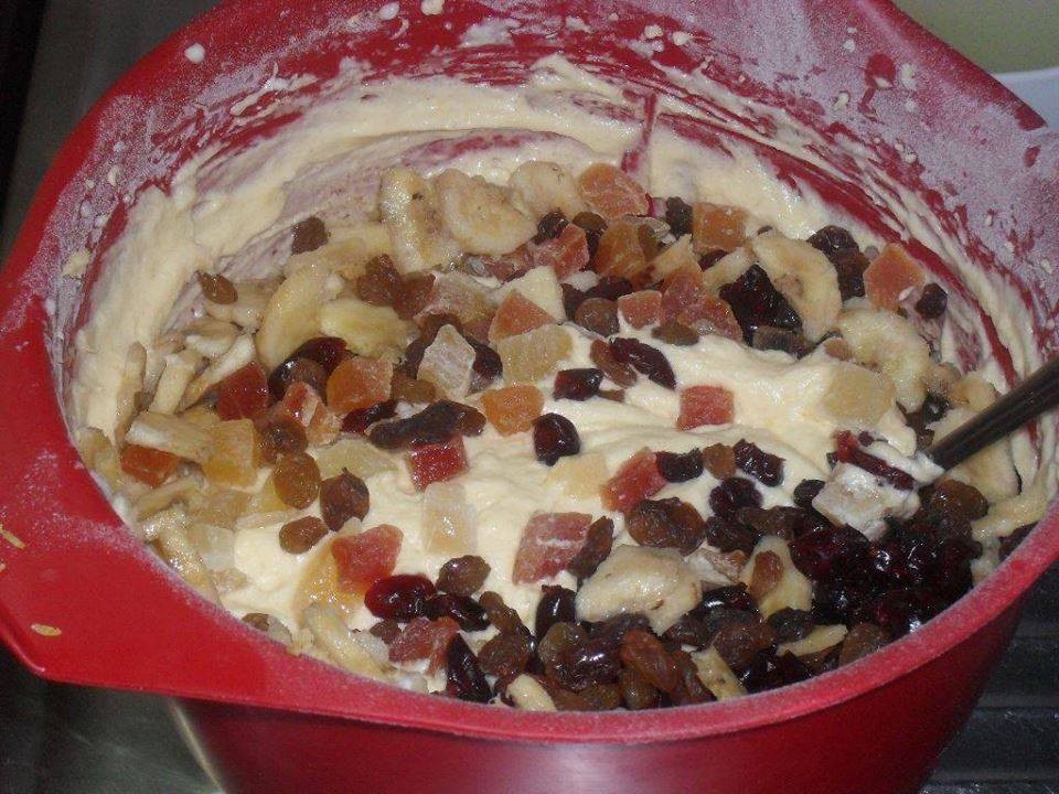 Колач со суво овошје и јаткасти плодови: Здрав, вкусен и готов за 10 минути