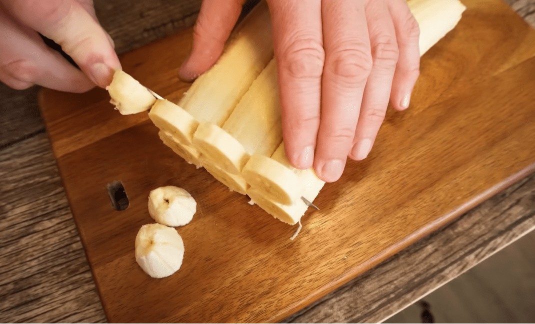 Подготовка на карамела – Тајната на совршена основа за овој десерт