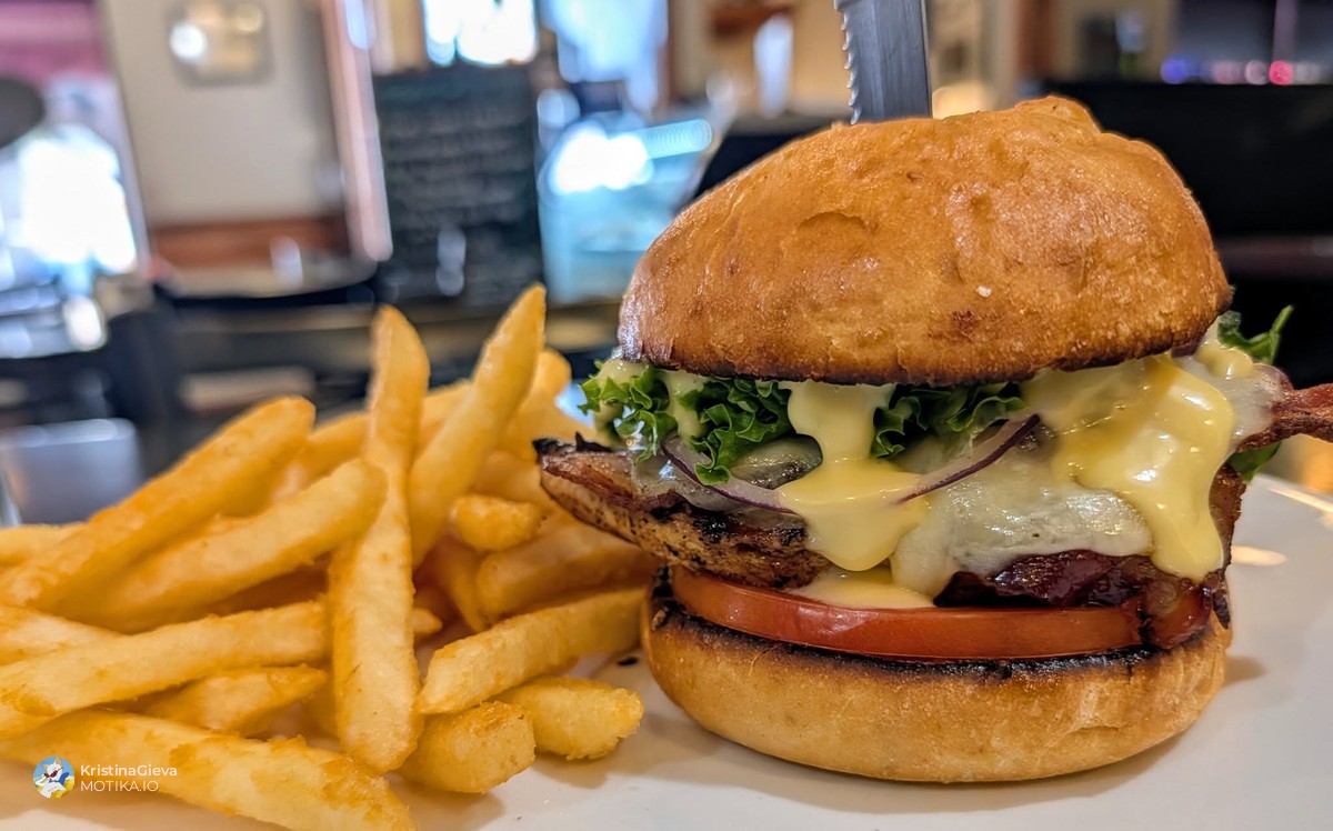 Срцето на македонската кујна: Емотивна трпеза и автентични јадења во Village Gardens — ресторан каде секое залче носи приказна на љубов и традиција