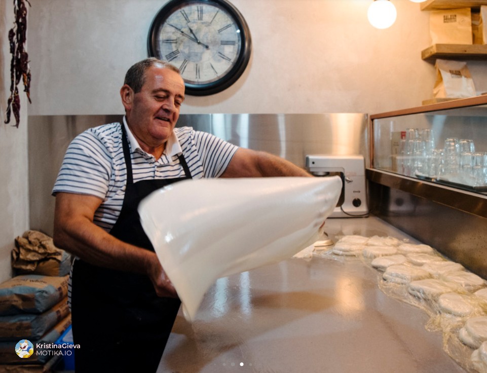Палачинки, ѓеврек и мафини за сите вкусови – брз појадок со македонски вкус