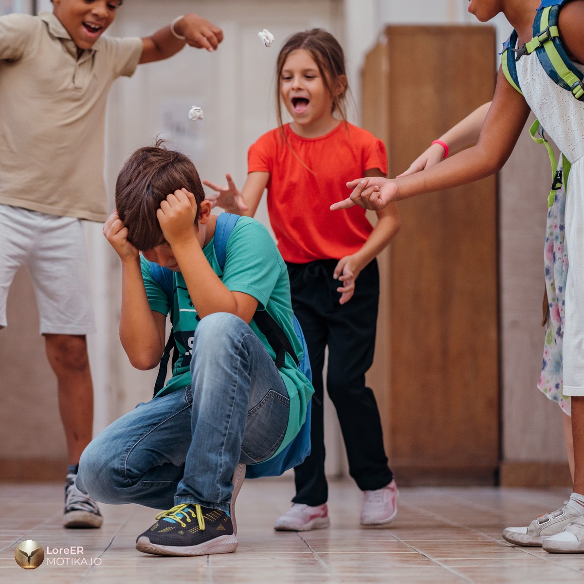 СТОП  НА  ВРСНИЧКОТО  НАСИЛСТВО  !!!