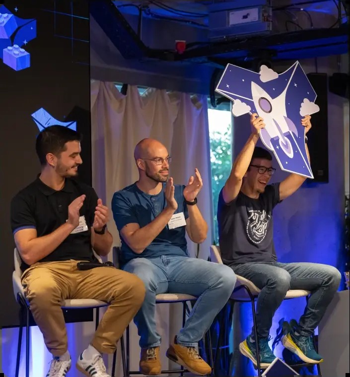 Хакатон, освоено второ место и понуда од најреномираниот стартап во градот