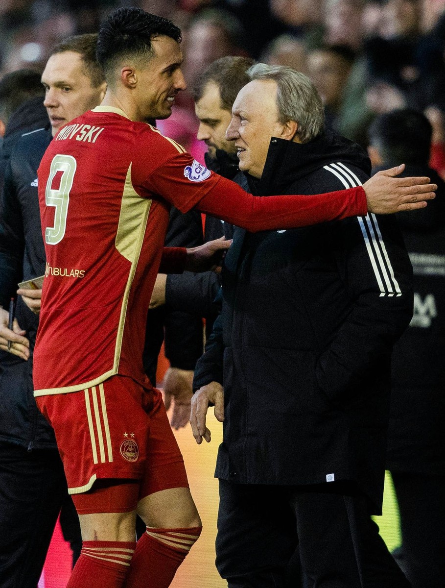 Ренџерс имаат докажан голгетер кој служел како кошмар за нив додека беше во Абердин, а сега не добива вистинска шанса