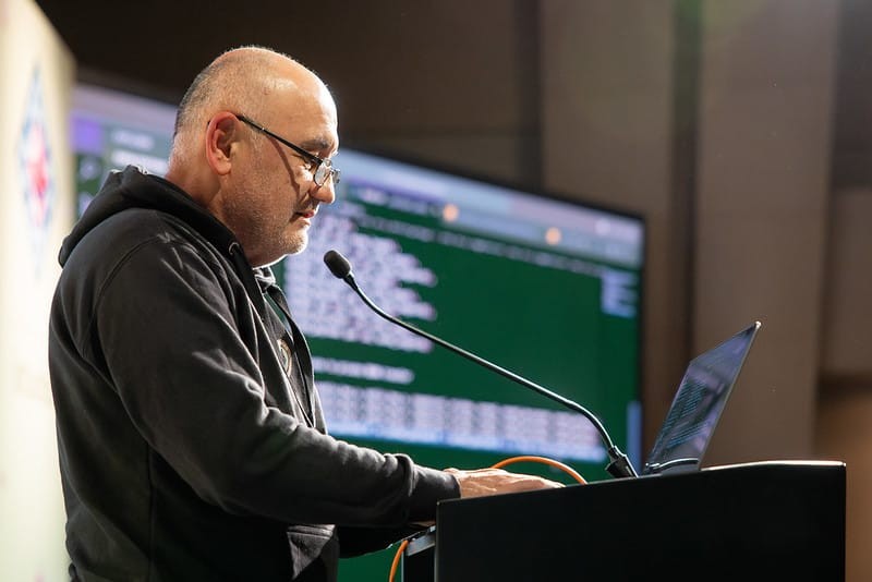 Од натпревари по математика до напуштен докторат и влез во финансискиот свет