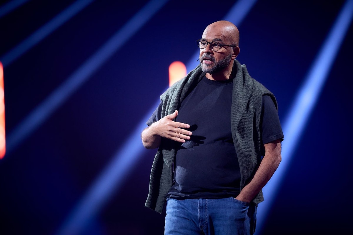 Поранешниот шеф на Google X, Мо Гавдат: Најголемата можност на вештачката интелигенција сè уште ја пропуштаме