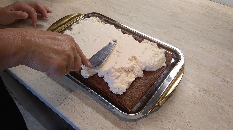 Совршениот рецепт за Киндер Милк шните со кој добив 35 парчиња – Направено со љубов за мојата ќерка