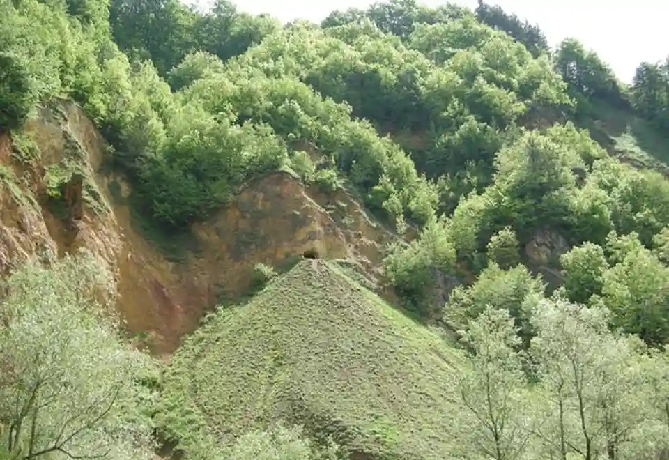 Алшар: Рудник чие богатство нема сличен пример и светски геолози го нарекуваат најдобро чуваната тајна на планетата