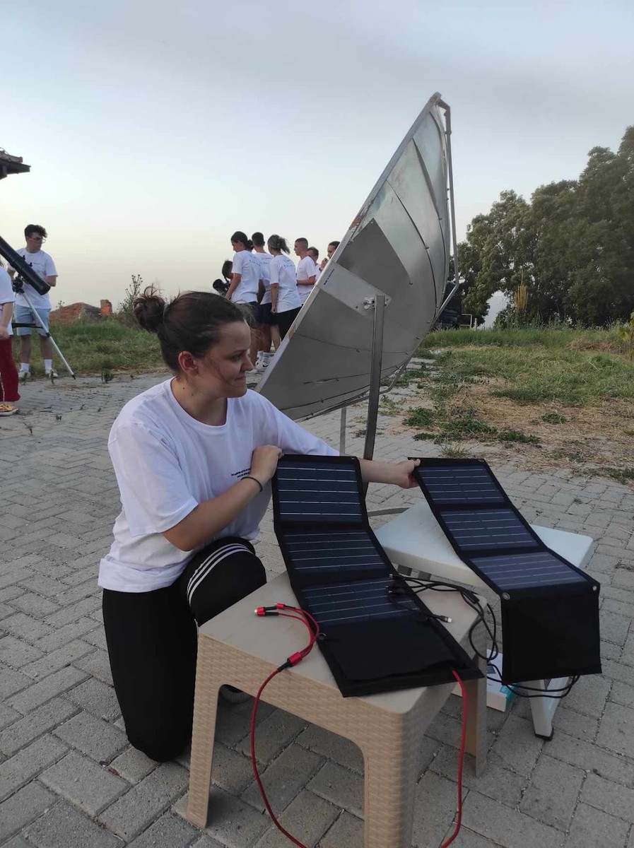 Соларна енергија за готвење и живот без сметки – пример од Ековита