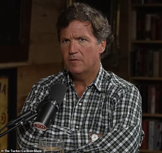 Карлсон го нарече Трамп „антихрист“ поради контроверзни АИ слики каде се претставува како Исус