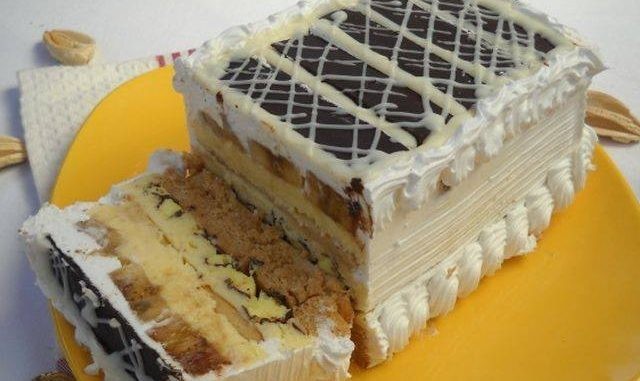 Список на потребни состојки за брза банана торта