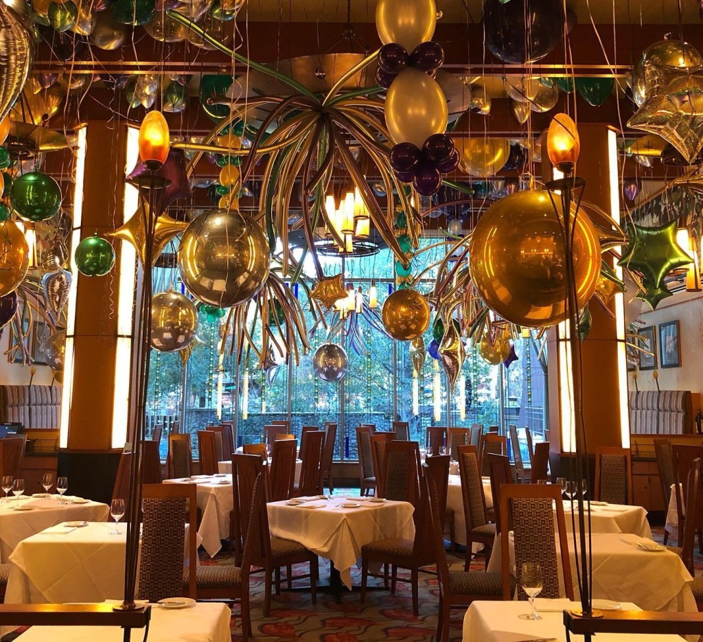 Неписмен персонал за вино и луксузна кујна: „Конобарите не можеа да препорачаат соодветно вино“