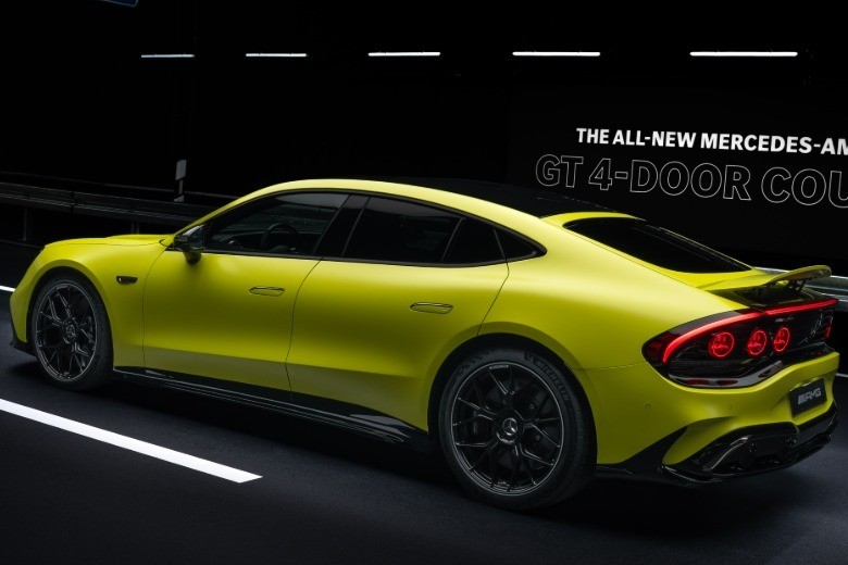 Три електрични мотори со 1.153 коњски сили и технологија од иднината: AMG GT 4-Door Coupe го демонстрира врвот на електричните перформанси