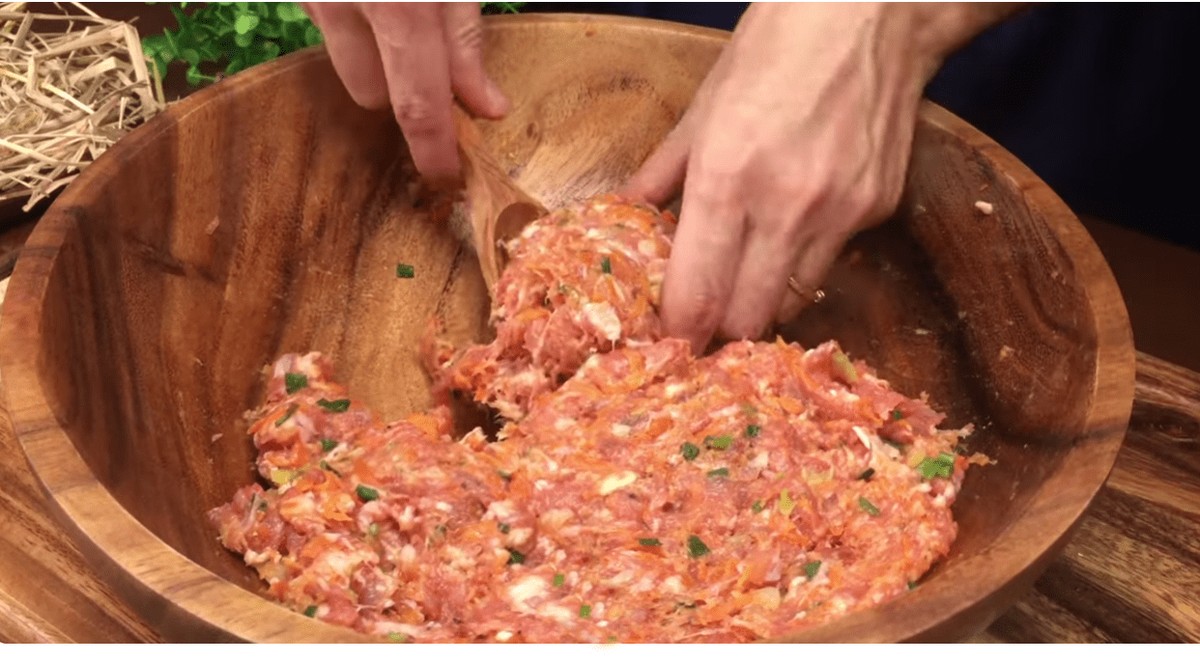 Потребни состојки – Сè што ви треба за богата трпеза со едноставни продукти