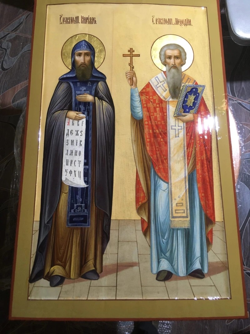 Зошто Русите напишале над 500 книги за Кирил и Методиј, а Македонците само 2-3