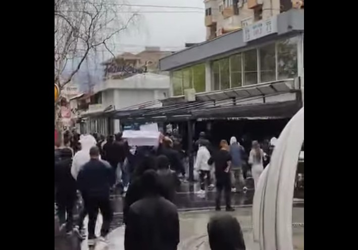 Газдите на „Пулс" се откажаа од тужбата против младите кочанчани кои им го демолираа кафе-барот „Класик"