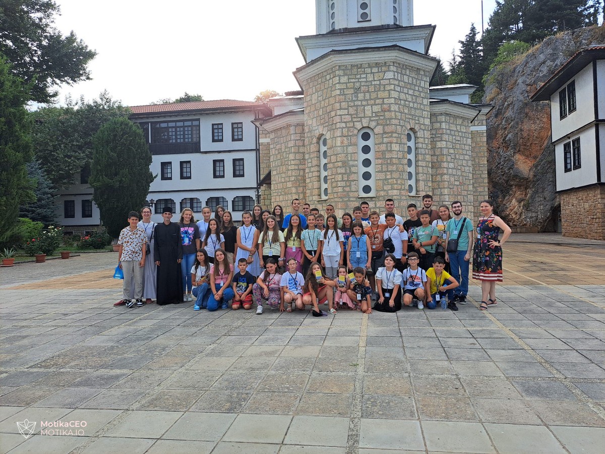 Острог, Тумане, Печката Патријаршија, Високите Дечани и Грачаница се дел од истата патека