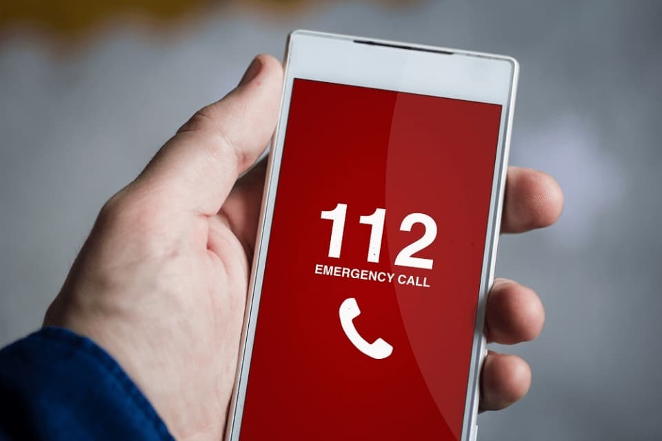 Нова апликација на ЦУК - 112: Итните служби во реално време ќе добиваат локација, фотографии и видео