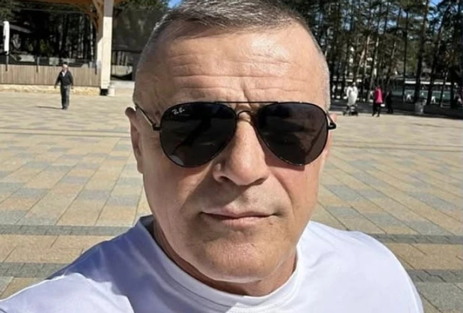 Сообраќајната полиција го запрела околу 10.40 часот во населбата Јаково