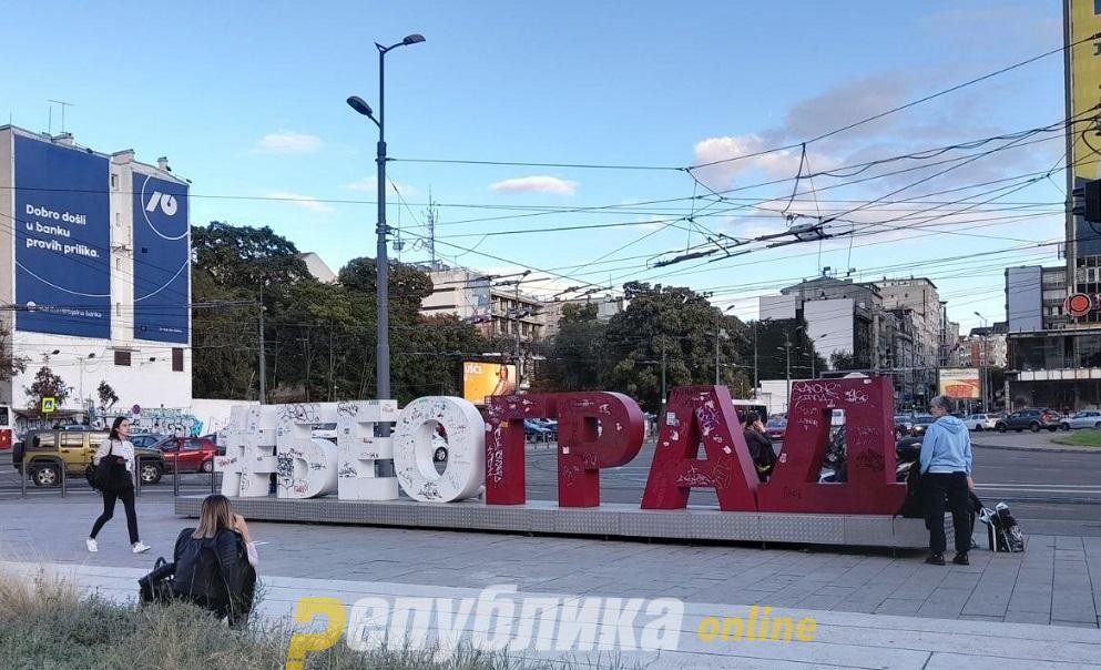 Наместо сопствени штандови, деловните активности ќе одат на главната бизнис сцена