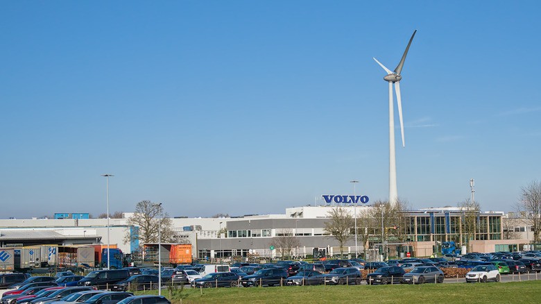 119 милиони евра помош за Гент може да го отвори Volvo за други брендови на Geely