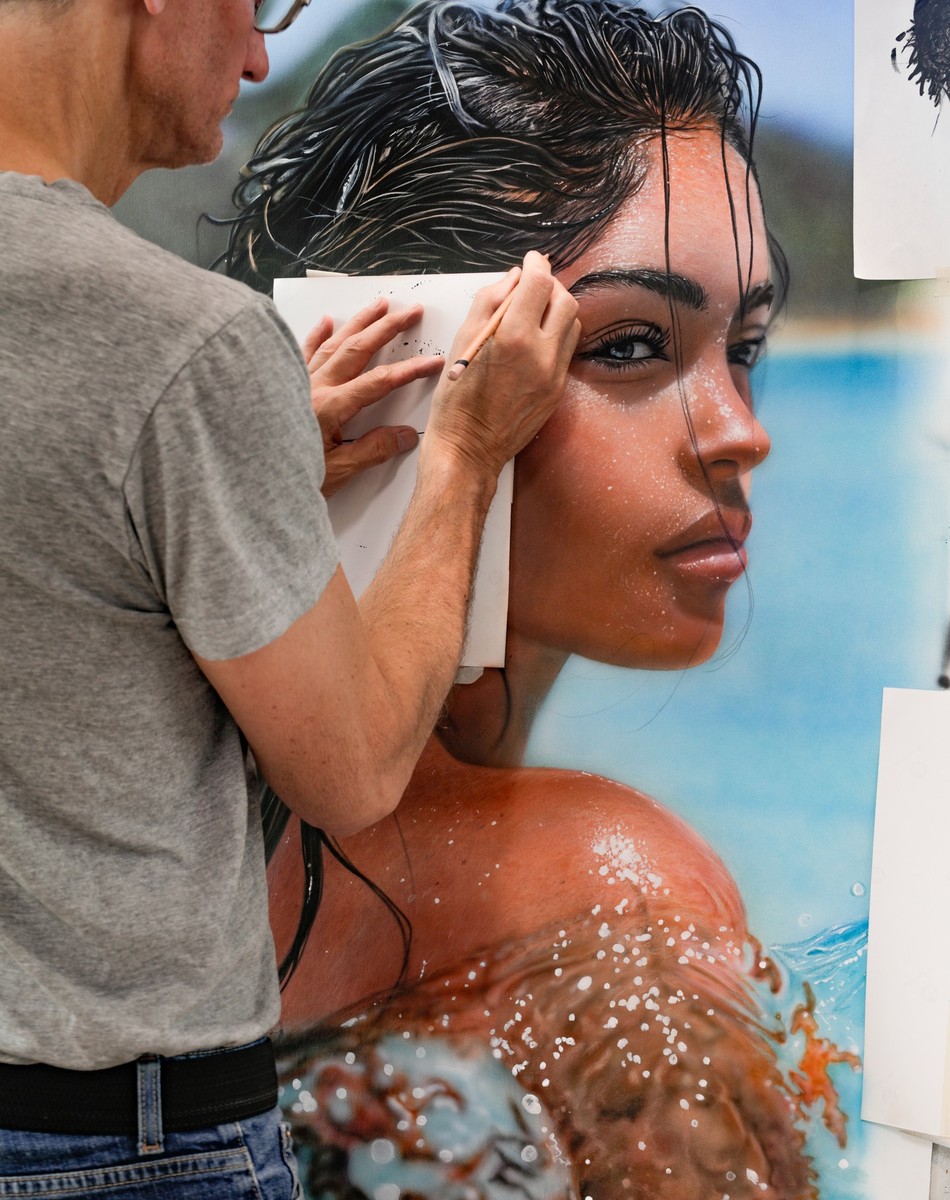 „Wet Hair“ ја освои првата награда, а гледачите се двоумат дали гледаат фотографија или платно