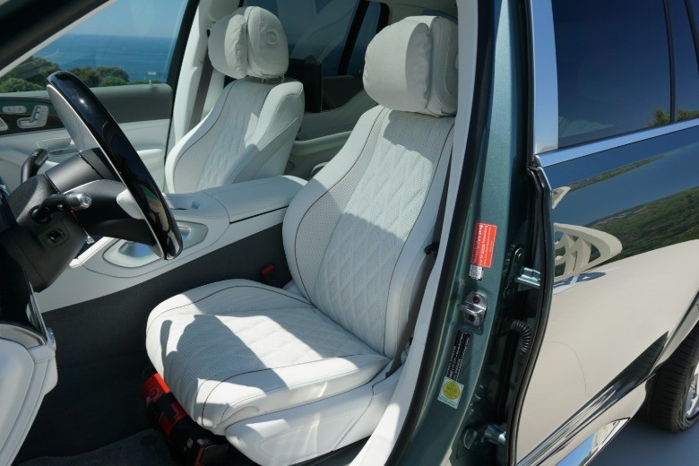 Executive Seats сега со масажа и за листовите