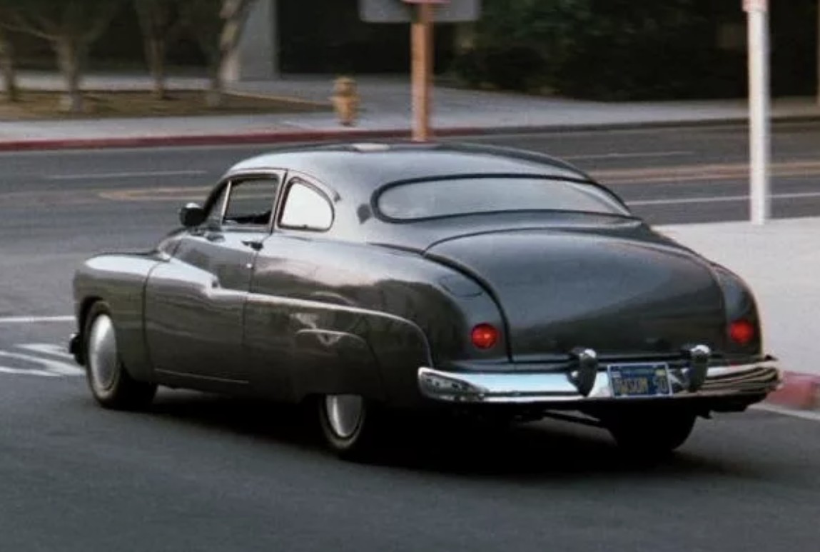 Купето на Кобрети било замислено како lead sled со спуштен и издолжен став