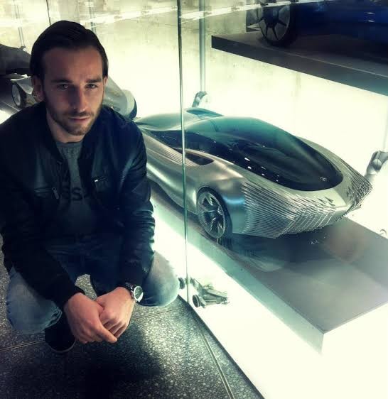 Еден студентски цртеж ги натера менаџерите на Mercedes-Benz да реагираат веднаш