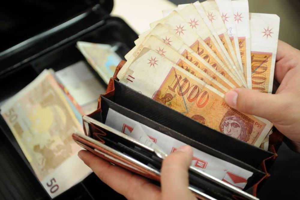 Пешевски зборува за кошничка близу 70.000 денари и трошоци повисоки за над 8.000 денари
