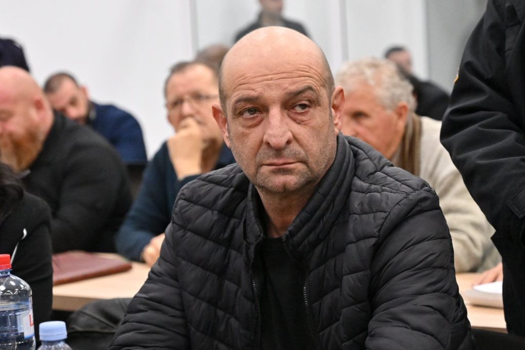 На 3 октомври истекува законскиот максимум – судењето ќе го продолжи без притвор