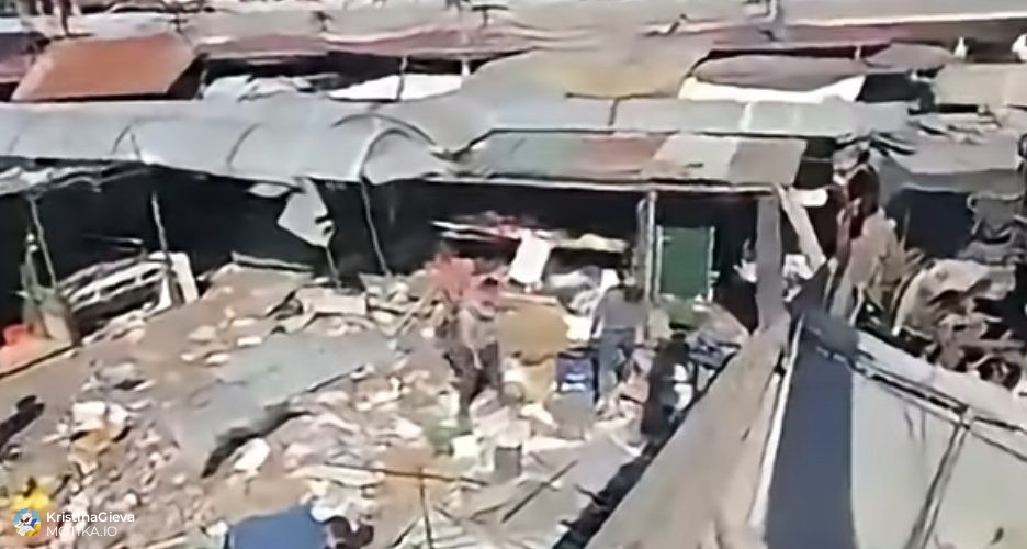 Тезгите на Бит-пазар заминуваат во историјата - просторот се расчистува со багери