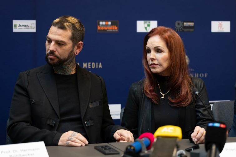 Во Бесвајлер ја отвори вечерта со зборовите „од срце ви благодарам“