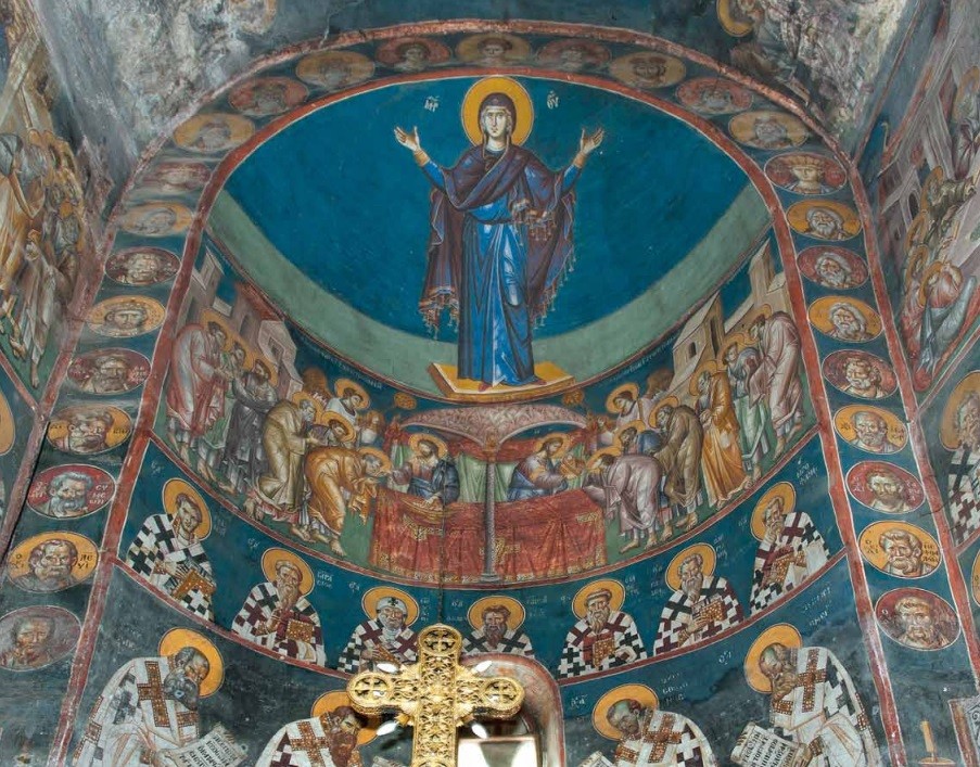 Во аркосолиумот од 1379 година лежи Остоја Рајаковиќ, зет на Андрија Гропа