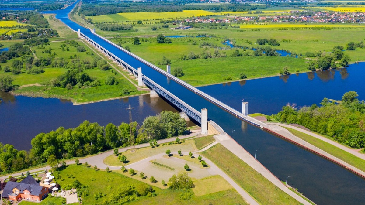 Патот се скрати за 12 километри, а летниот водостој престана да решава